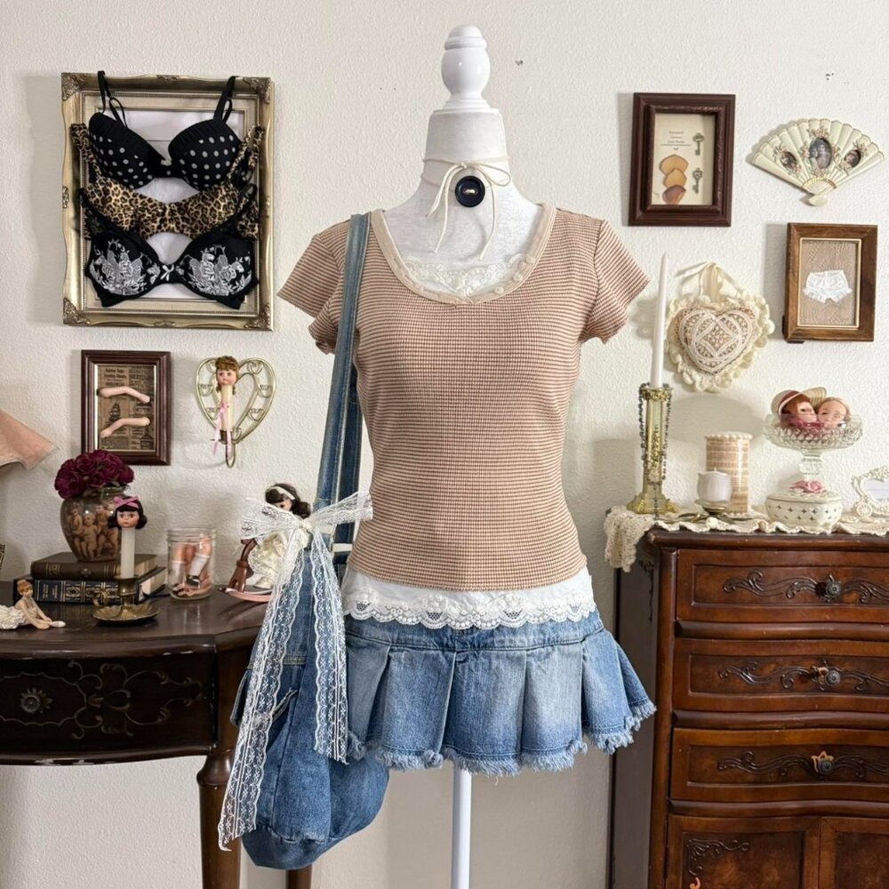 90's girly grunge striped cropped baby tee